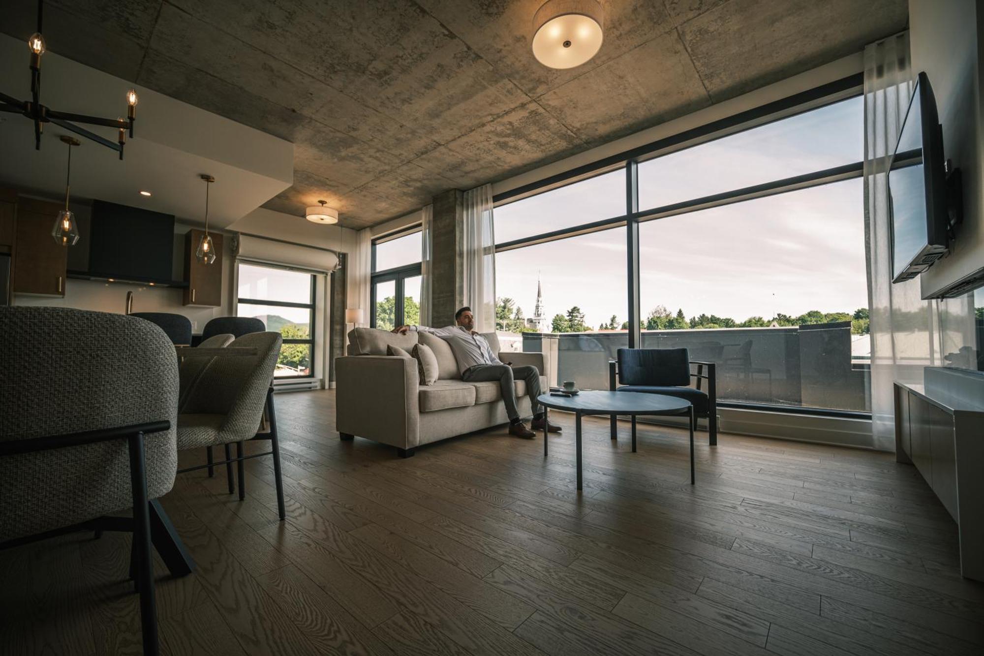 Hotel - Experience - Quartier Des Marinas Magog Εξωτερικό φωτογραφία